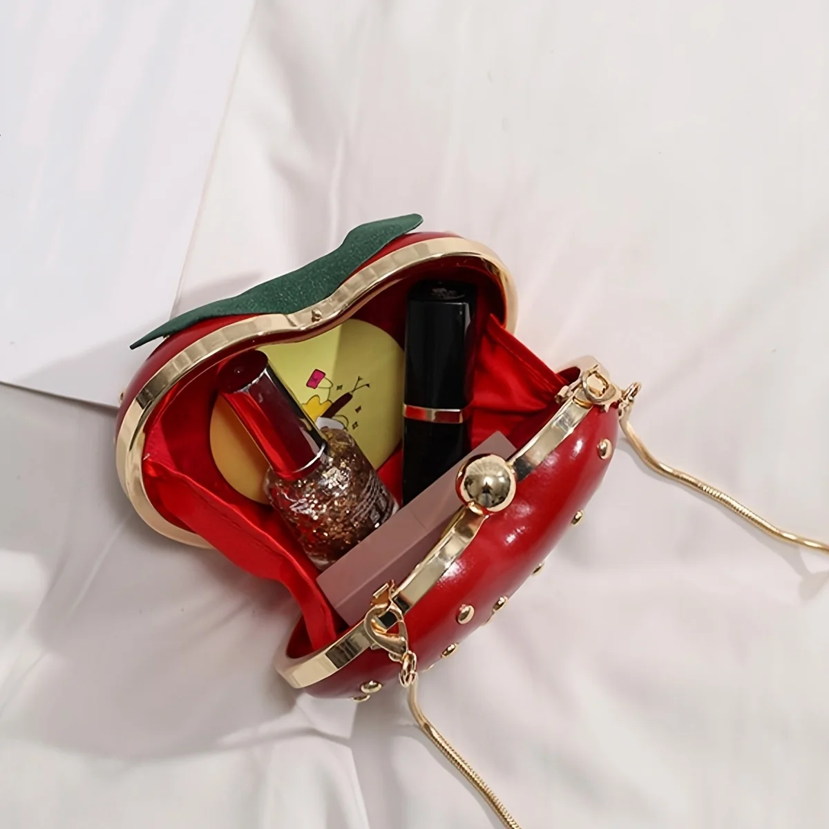 Ladies Summer Fashion Cute Strawberry Crossbody Bag Rivet Snake Bone Chain Bag