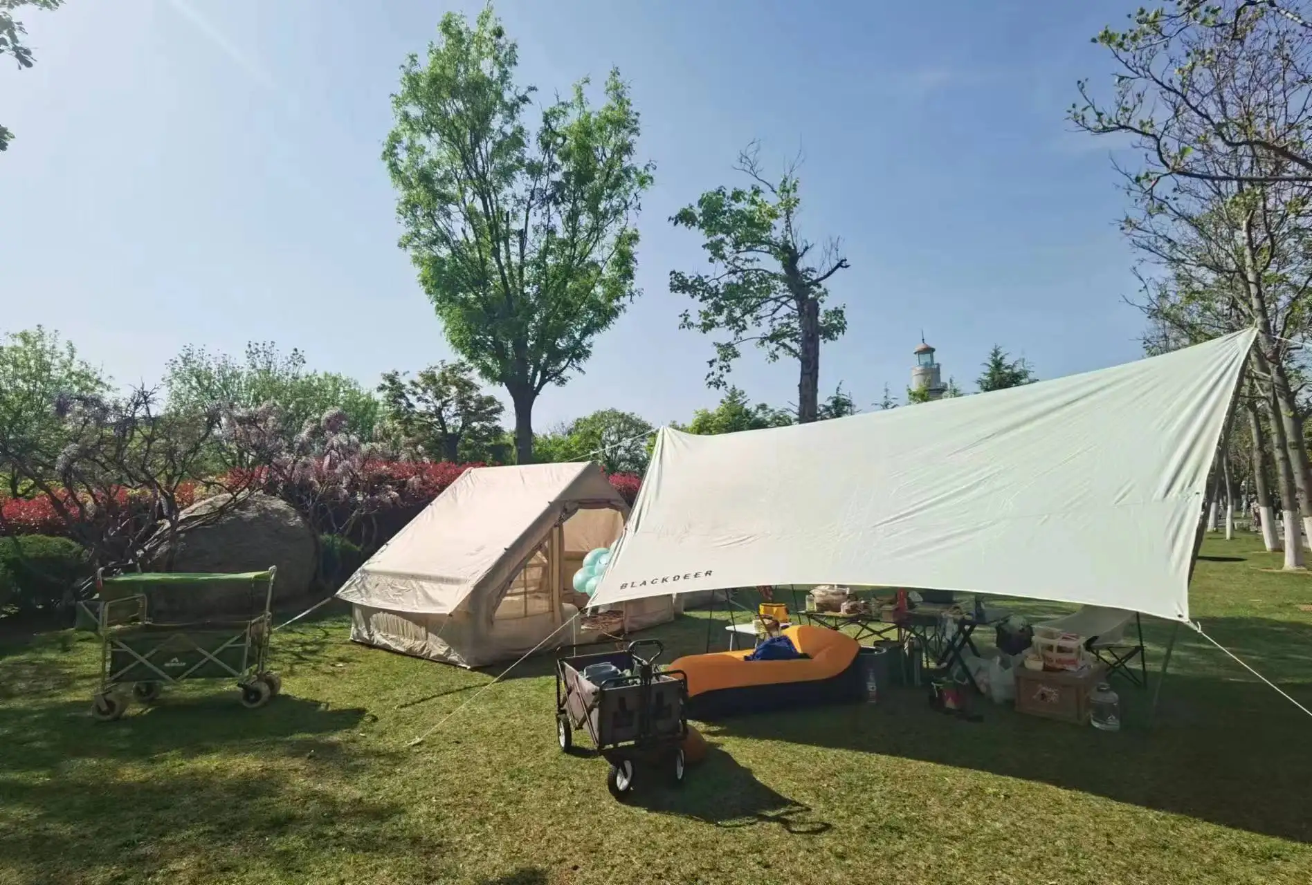 Large Inflatable Tent for Family Dinner Outdoor Camping Tents Large Inflatable Tent for Family Dinner Outdoor Camping Tents
