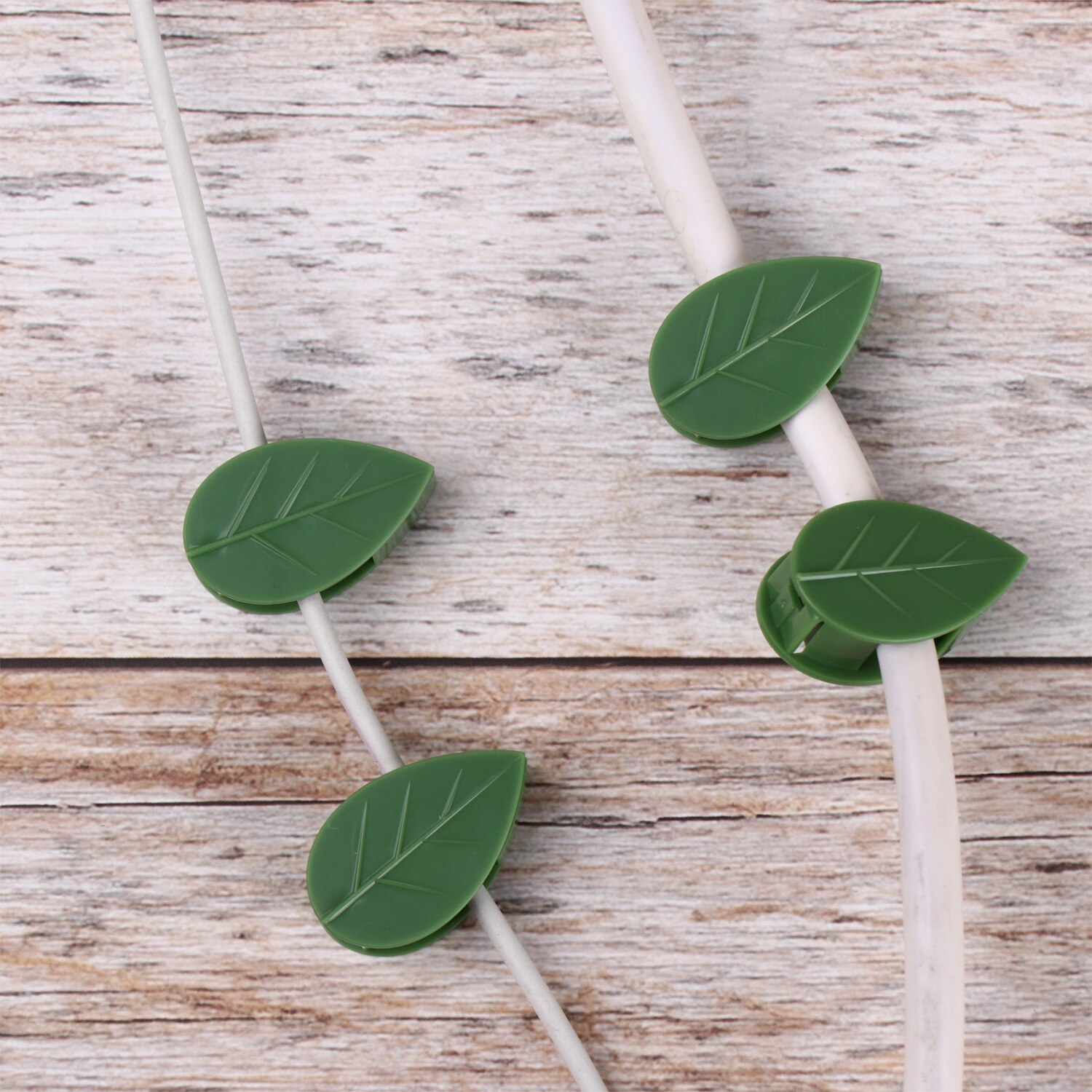 Leaf Climbing Plant Clips (10pcs) Leaf Climbing Plant Clips (10pcs)