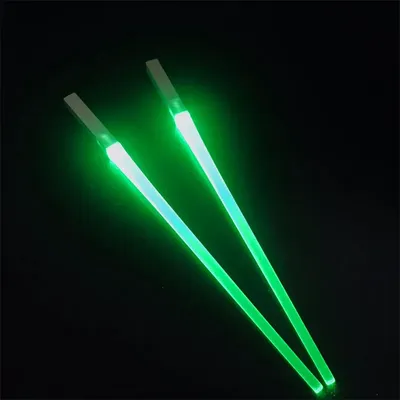 LED Lightsaber Chopsticks Reusable Kitchen Light Up LED Chopstick Creative Glowing Chopsticks Hotel Restaurant Tableware