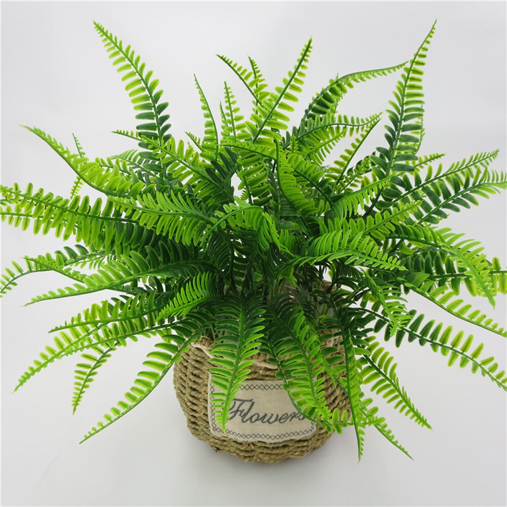 Lifelike Plastic Artificial Fern Leaves