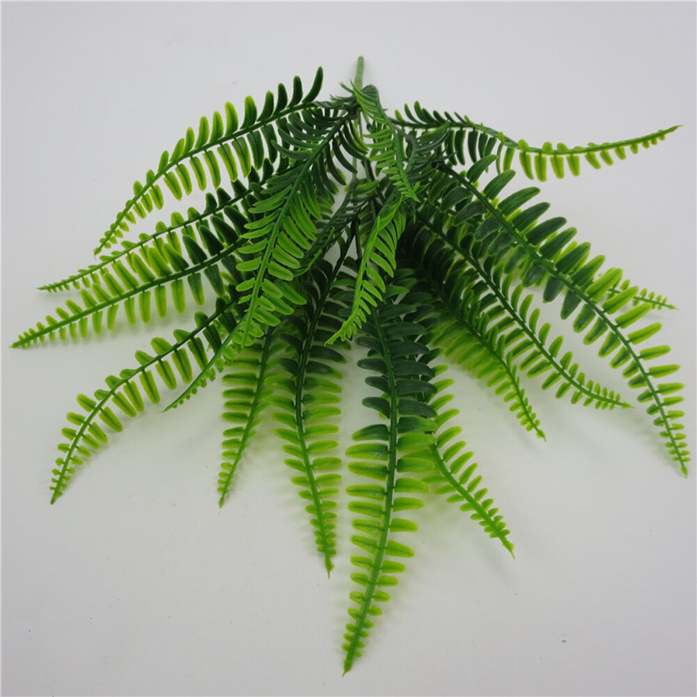 Lifelike Plastic Artificial Fern Leaves