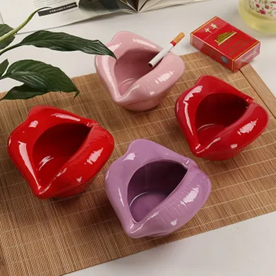 Lips Ashtray Creative Ceramic Cigarette Holder