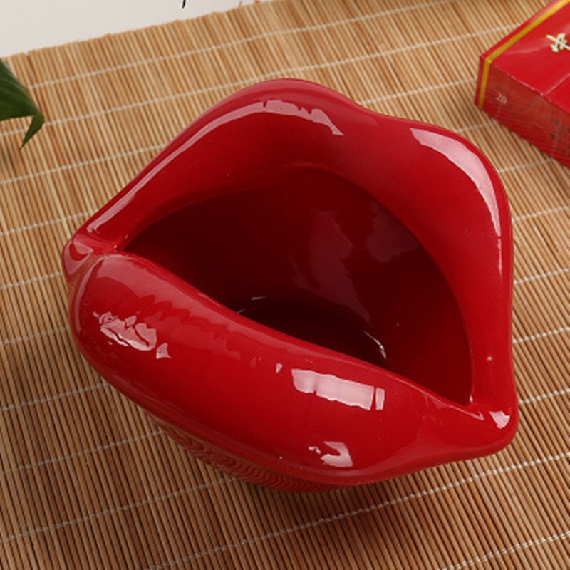 Lips Ashtray Creative Ceramic Cigarette Holder