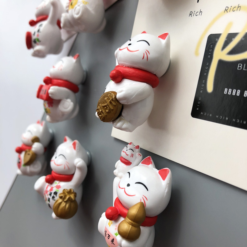 Lucky Cat Refrigerator Magnets (8pcs)