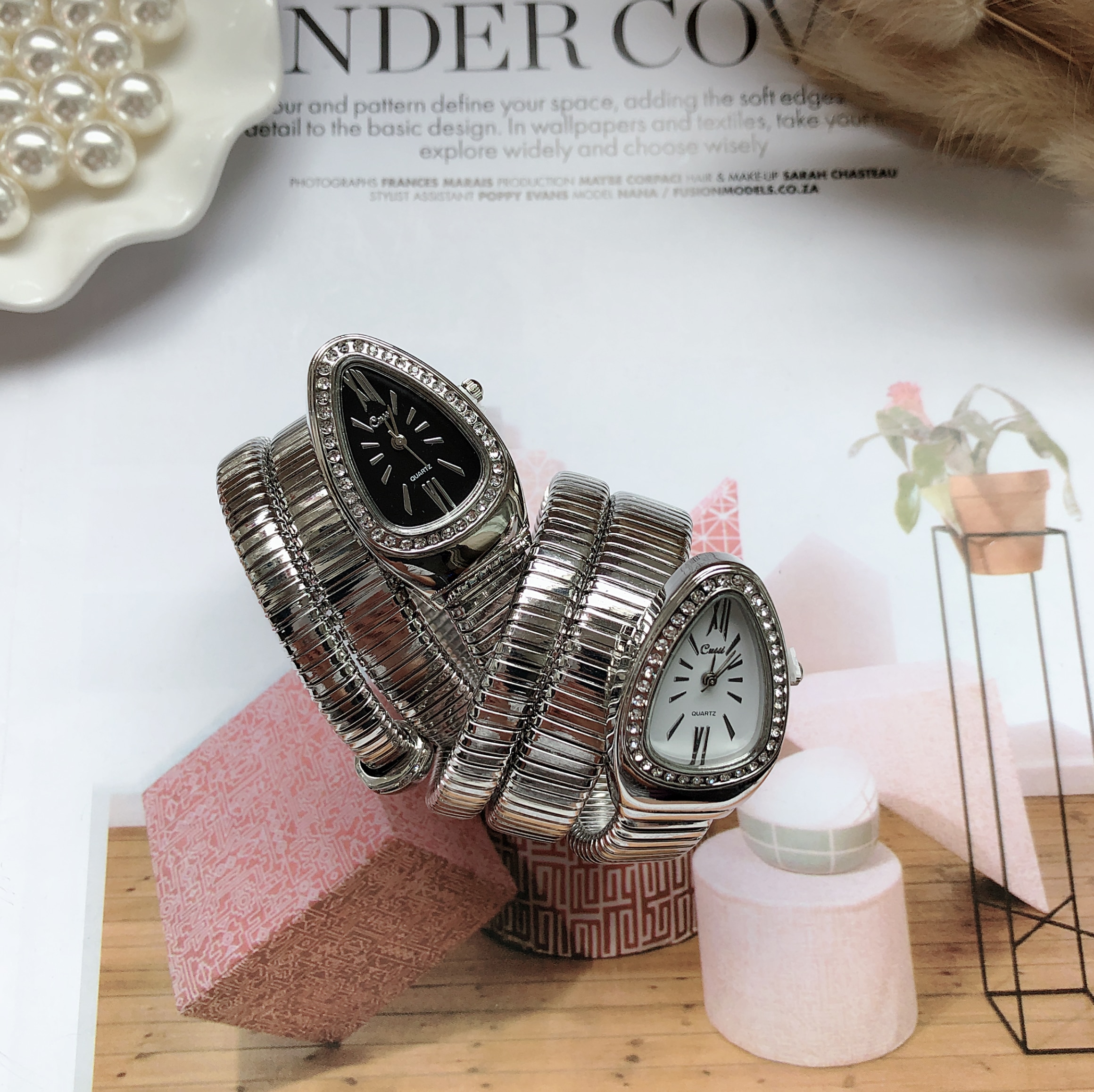 Luxurious Quartz Snake Watch Luxurious Quartz Snake Watch