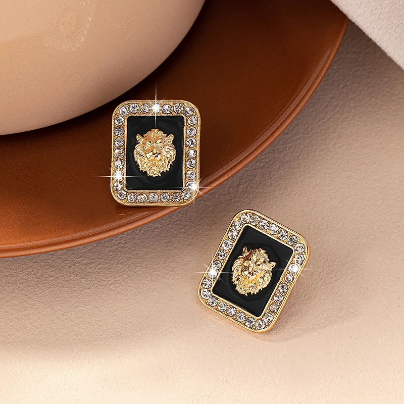 Luxurious Studs Lion Head Earrings