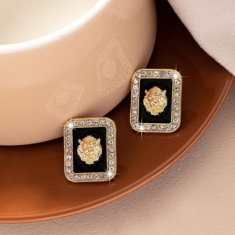 Luxurious Studs Lion Head Earrings
