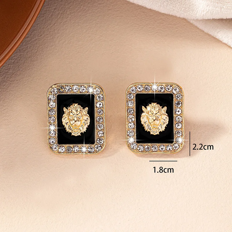 Luxurious Studs Lion Head Earrings