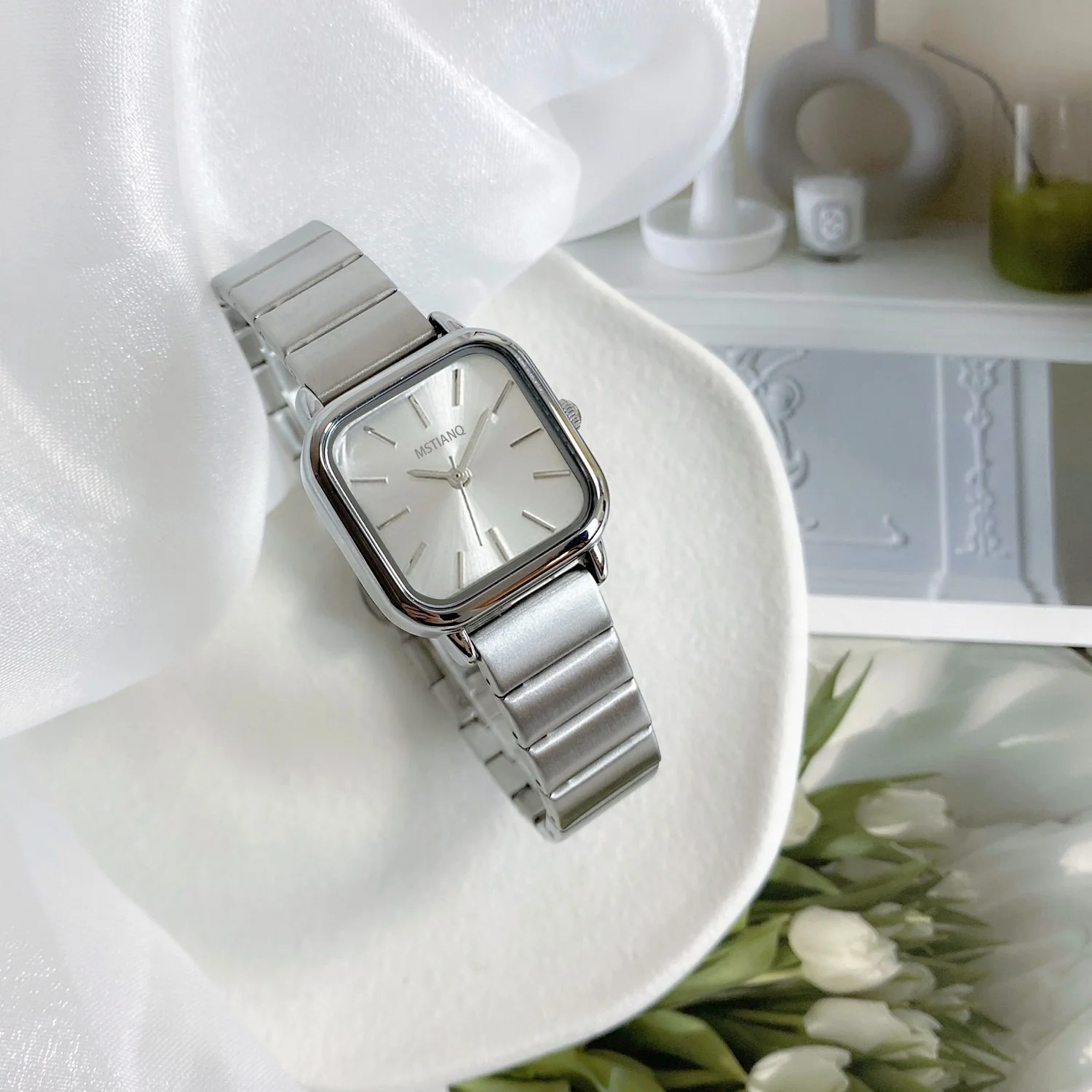 Luxury Women Watch Fashion Steel Belt Ladies Quartz Wristwatch Luxury Women Watch Fashion Steel Belt Ladies Quartz Wristwatch
