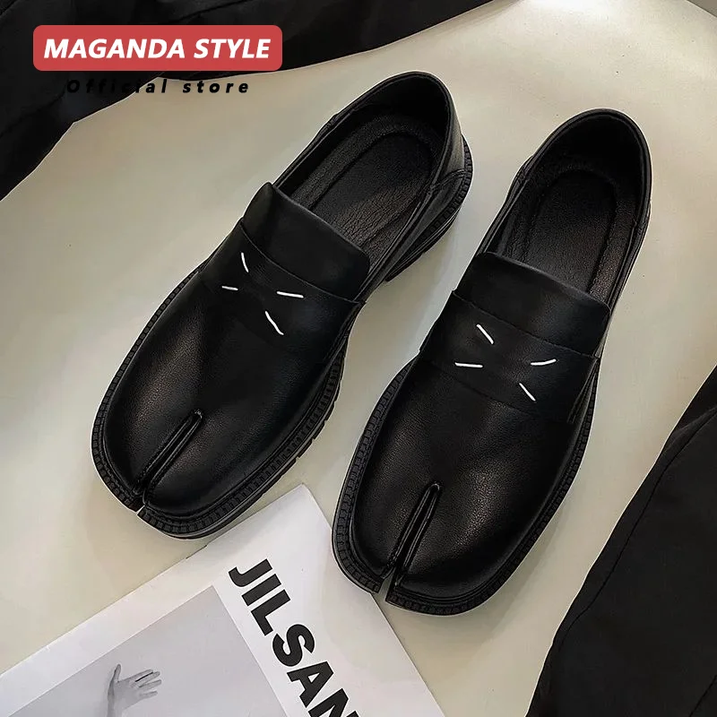 Maganda Tabi Shoes Loafer for Men and Women Split Toe Thick Sole Casual Leather Shoes