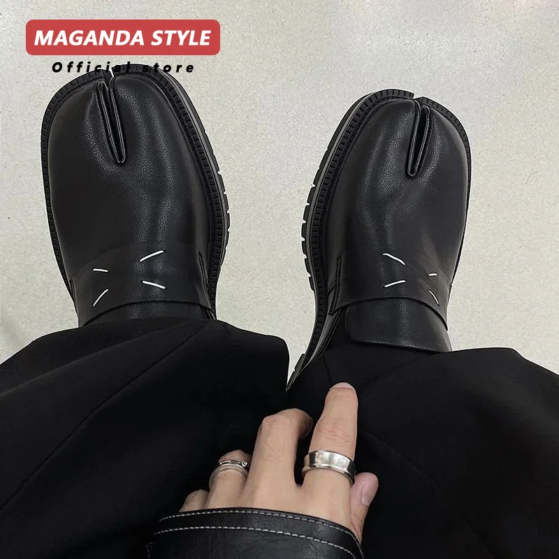 Maganda Tabi Shoes Loafer for Men and Women Split Toe Thick Sole Casual Leather Shoes