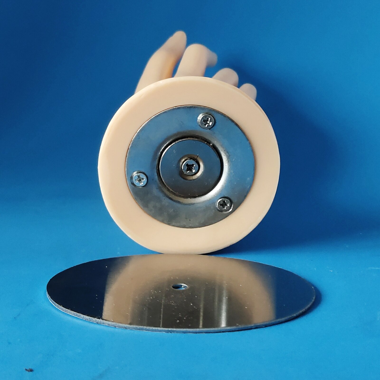 Magnetic Base Hand Jewelry Display