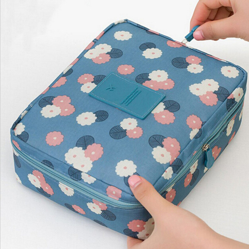 Makeup Kit Bag Travel Pouch Makeup Kit Bag Travel Pouch