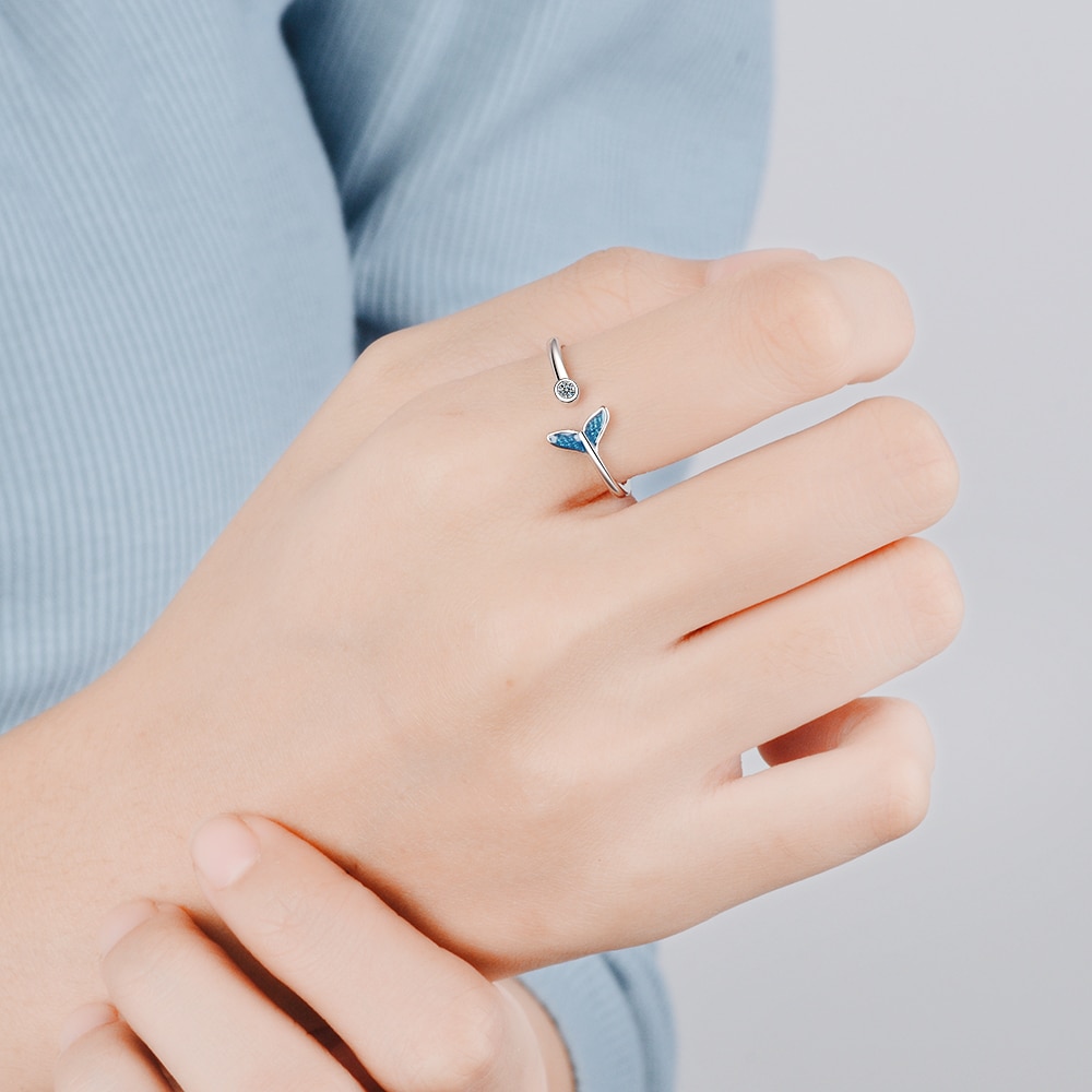 Mermaid Tail Ring with Zircon Stone Mermaid Tail Ring with Zircon Stone
