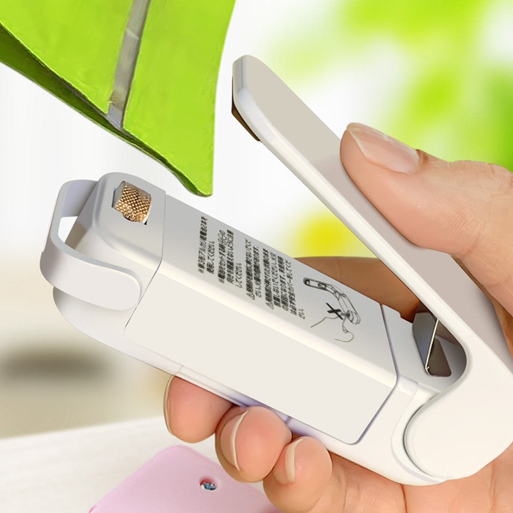 Mini Plastic Bag Sealer Machine Storage Bag Clip Sealing Storage Machine Portable Sealer Packing Seal Food Snack