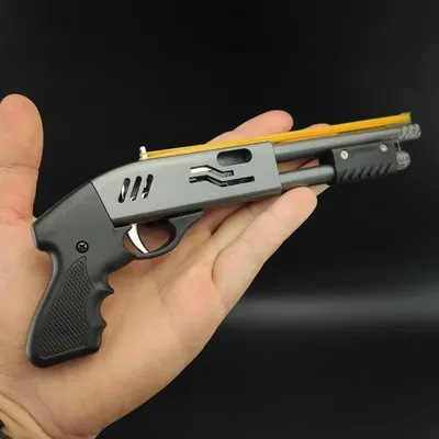 Mini Rubber Band Shotgun Sprayer 8 Bursts of Rubber Band Gun Miniature Model Ornaments Toy Soft Bullet Gun