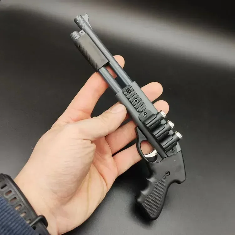 Mini Rubber Band Shotgun Sprayer 8 Bursts of Rubber Band Gun Miniature Model Ornaments Toy Soft Bullet Gun