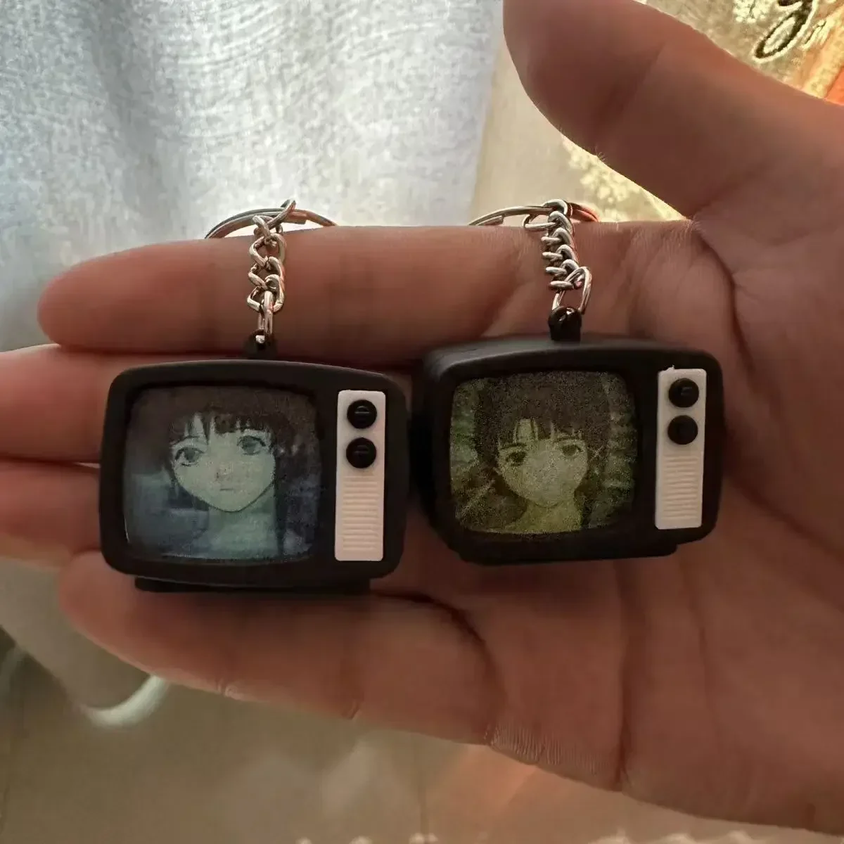 Mini TV Keychain Ring Accessory Bag Pendant Keychain Anime jewelry Cosplay fan gift