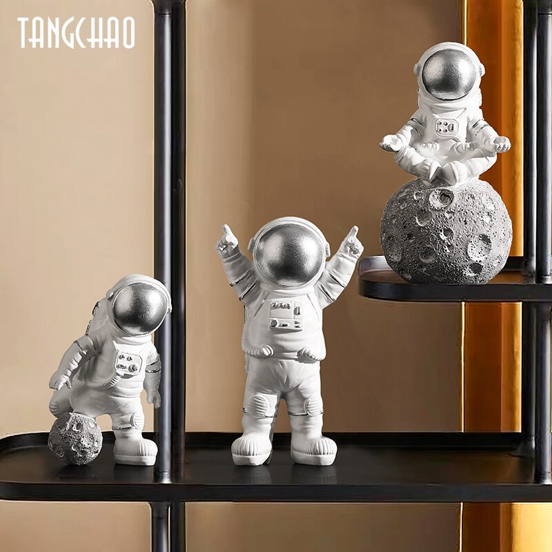 Miniature Astronaut Figures (3 pcs)