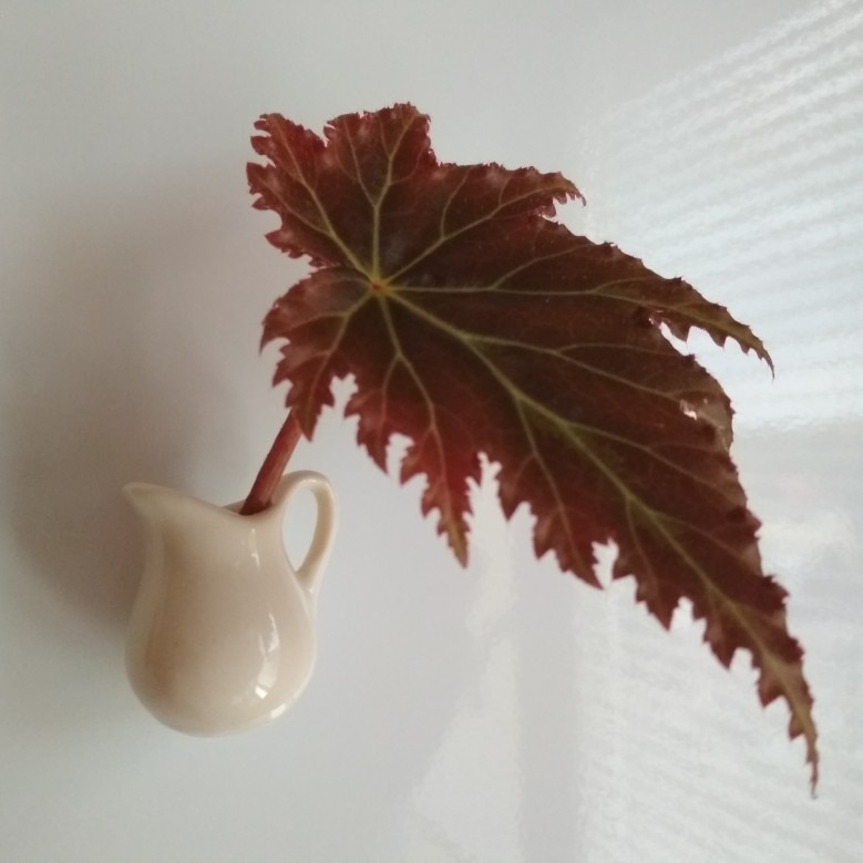 Miniature Ceramic Fridge Magnetic Vase