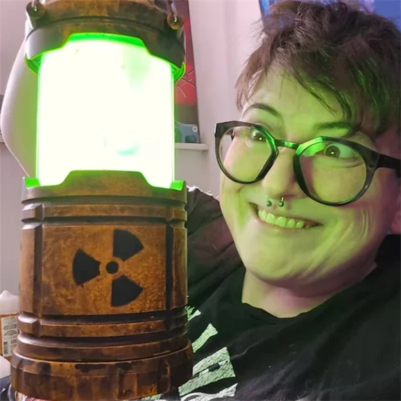 Miniature Nuclear Reactor Lamp Handheld Nuclear Reactor Lantern Toys Doomsday Nuclear Reaction Push Simulation