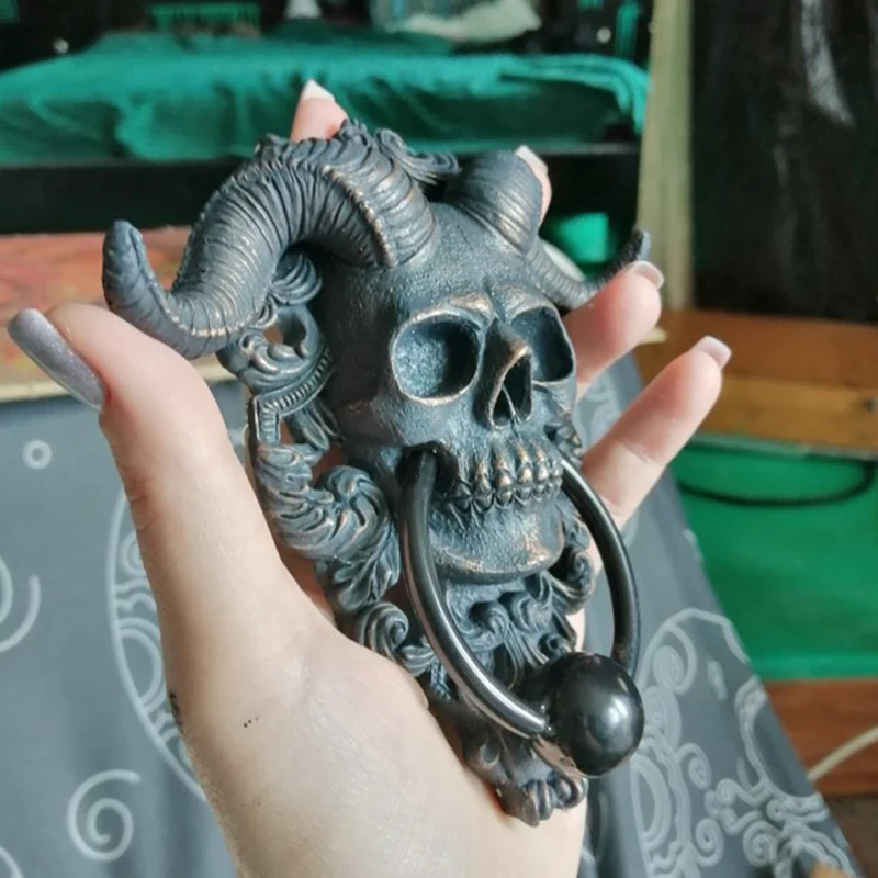Modern Art Door Ring Hell Demon Horned Skull Hanging Door Knocker-heavy Duty Gothic Doorknocker-perfect Home Decoration
