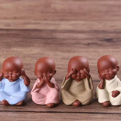 Monk Figurine Ceramic Ornament Monk Figurine Ceramic Ornament