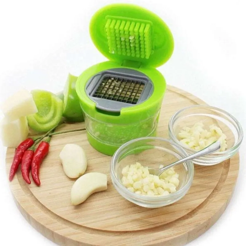 Multifunction Plastic Garlic Press Presser Crusher Slicer Grater Dicing Slicing and Storage Kitchen Vegetable Tool