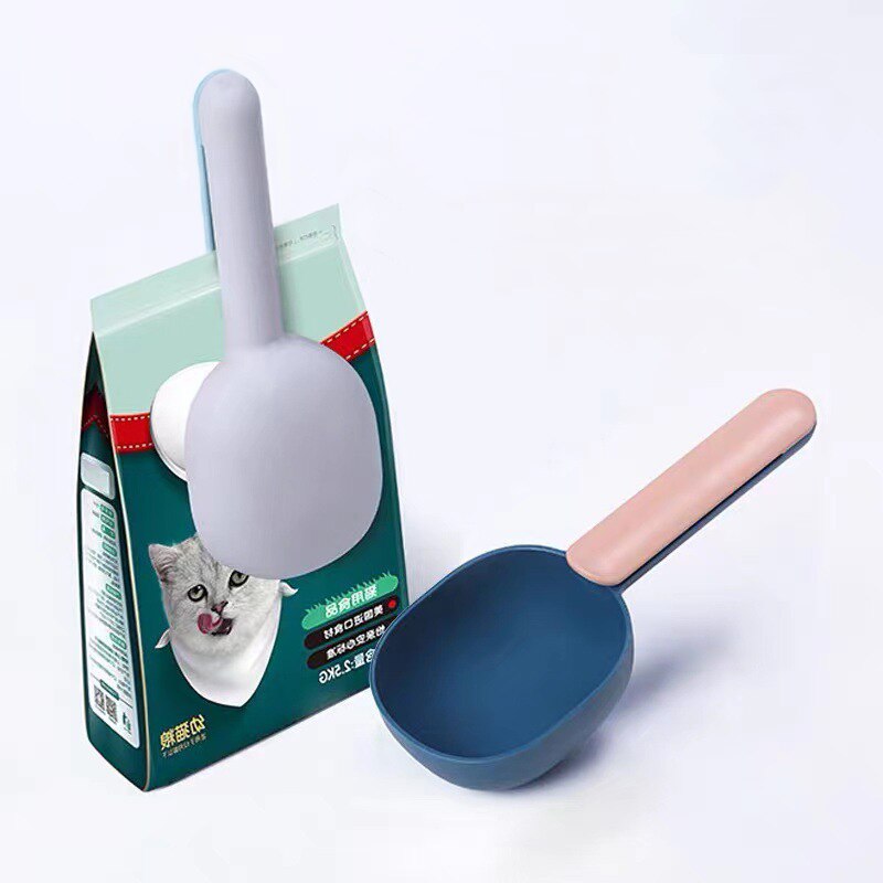 Multifunctional Dog Food Cat Food Shovel Feeding Spoon Sealed Bag Clip Creative Measuring Cup Curved Design Easy To Multifunctional Dog Food Cat Food Shovel Feeding Spoon Sealed Bag Clip Creative Measuring Cup Curved Design Easy To