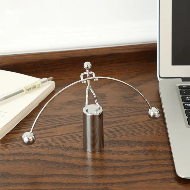 Newton Pendulum Ball Men Iron Man Cradle Creative Balance Crafts Tumbler Kids Desk Toy Metal Home Decoration Accessories