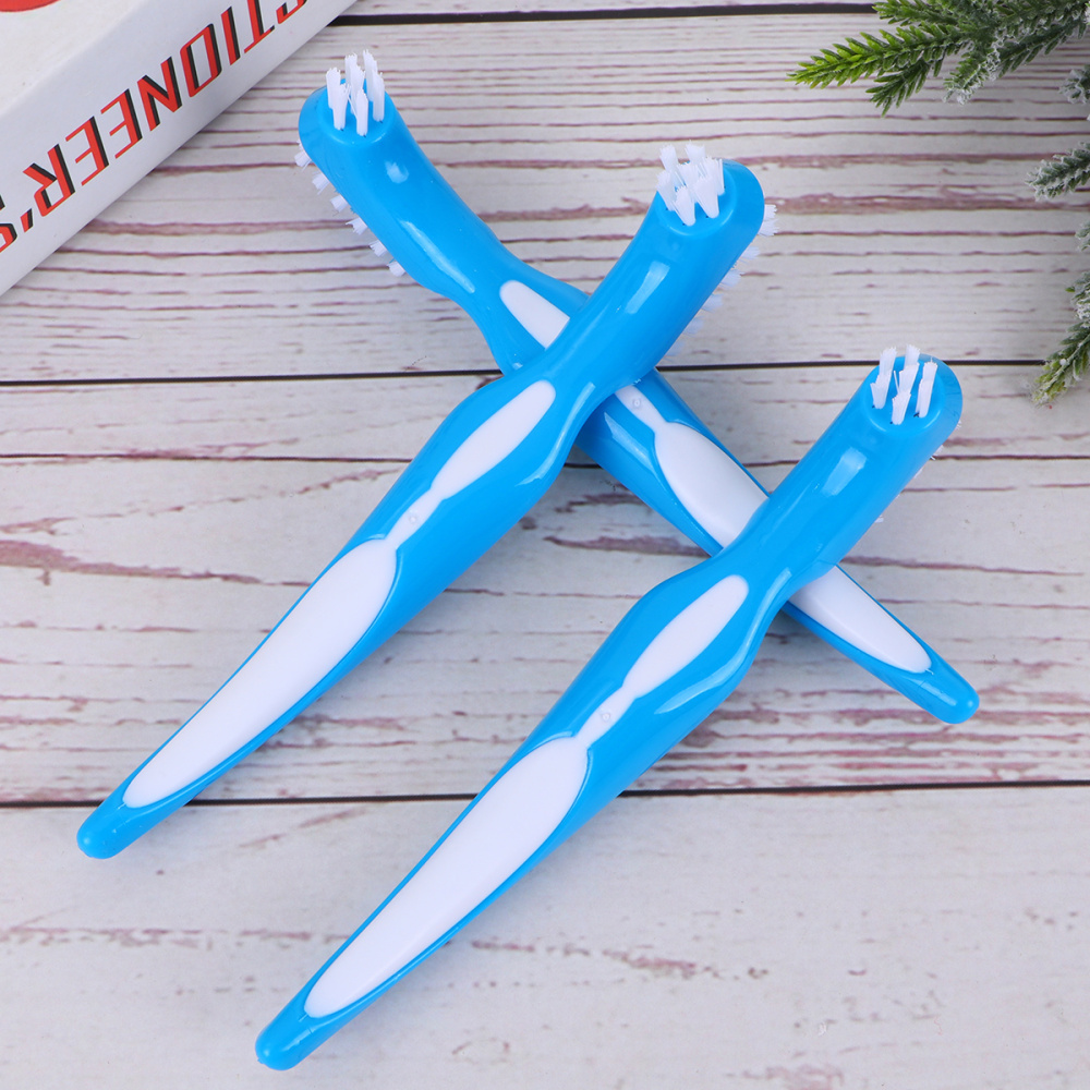 Non Slip Denture Cleaning Brushes (3pcs) Non Slip Denture Cleaning Brushes (3pcs)