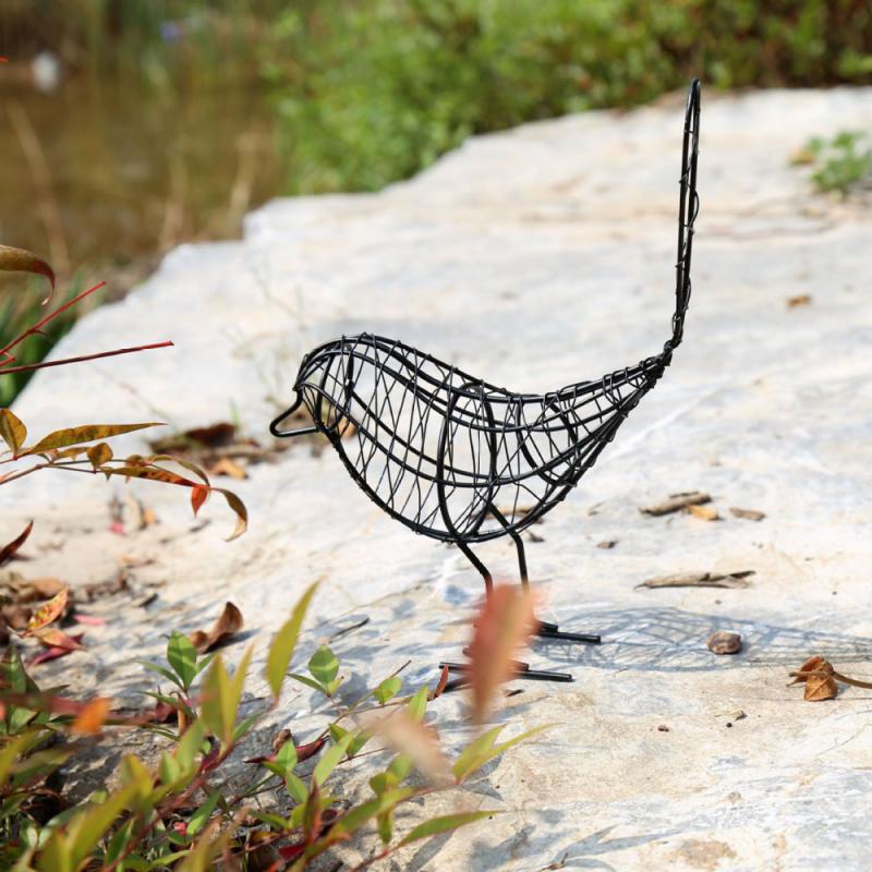Nordic Garden Metal Bird Statue