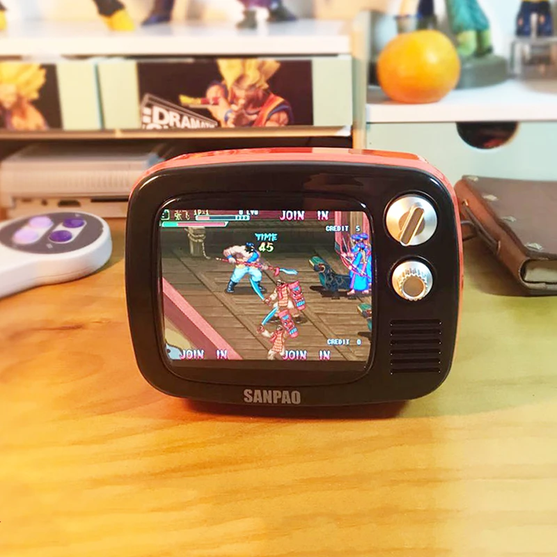 Nostalgic 3.5-inch TV Mini Portable TV Three-Shot Retro TV Android Game Console TV