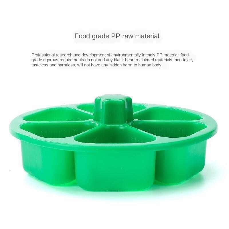 Onigiri Maker 6-Slot Plastic Mold Onigiri Maker 6-Slot Plastic Mold