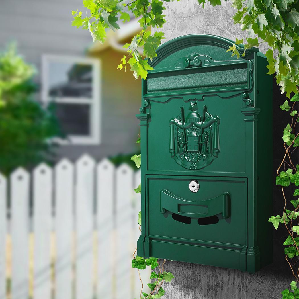 Outdoor Lockable Vintage Mailbox