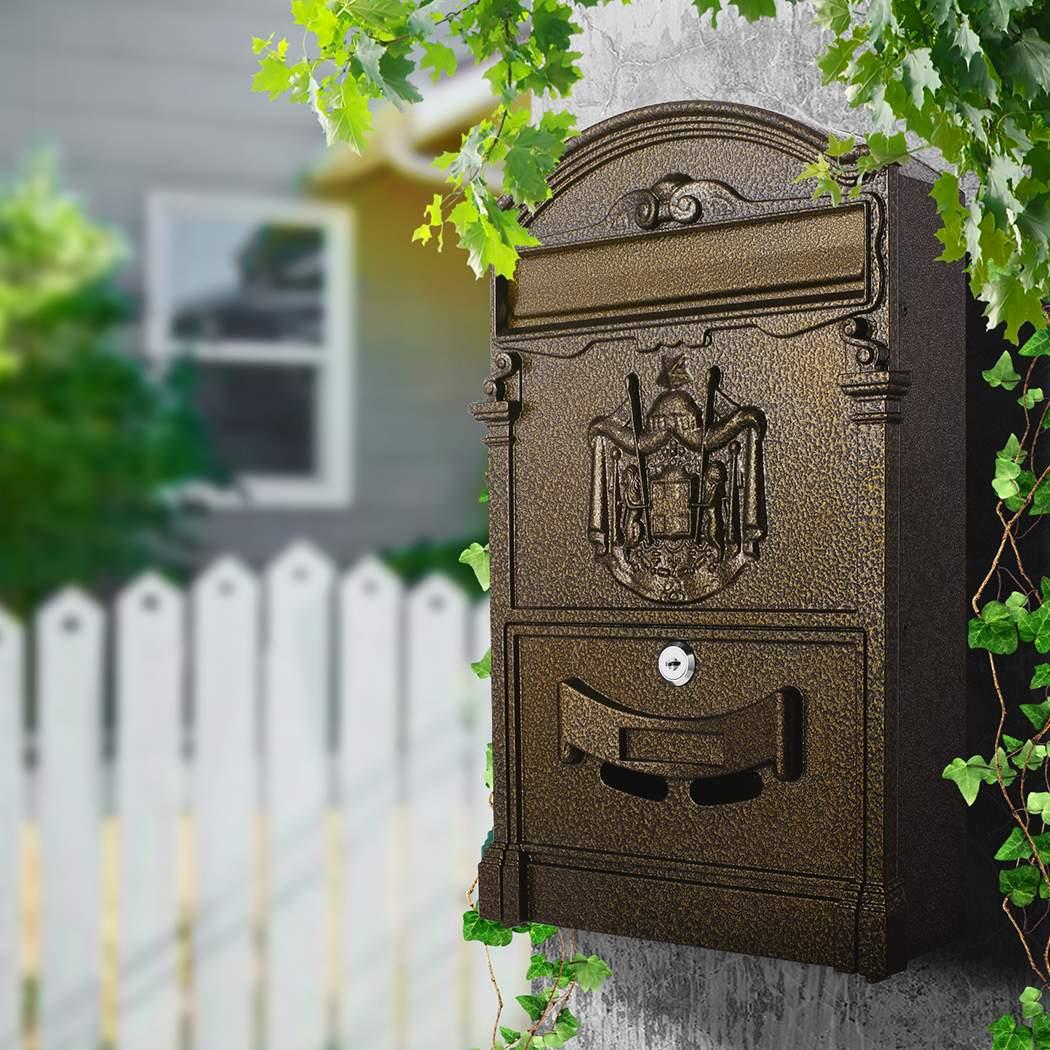 Outdoor Lockable Vintage Mailbox