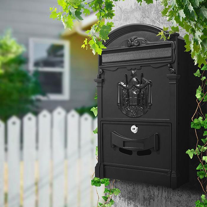 Outdoor Lockable Vintage Mailbox