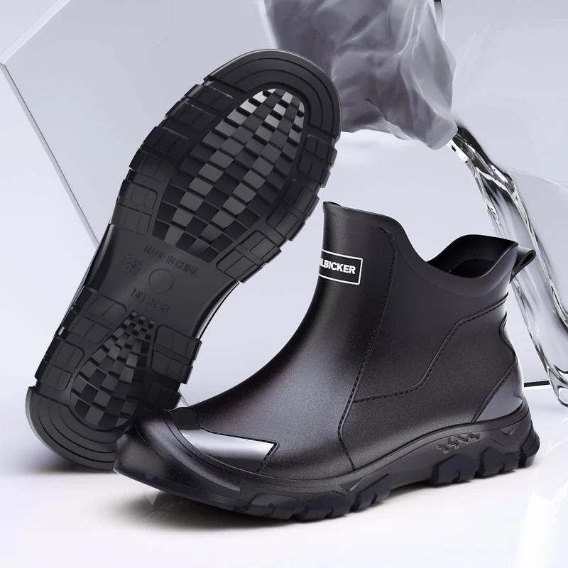 Outdoor Non-slip Light Shoes Men Rain Boots Waterproof Rubber Fishing Shoes Durable Waterproof Rubber Fishing Shoes