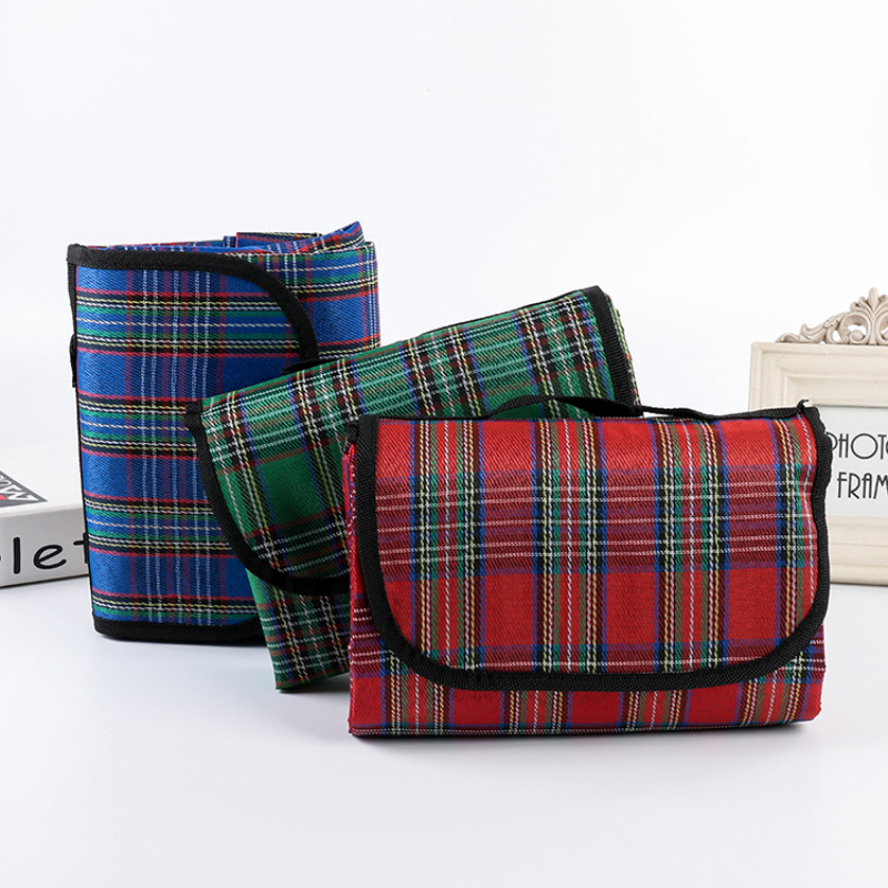 Outdoor Plaid Foldable Picnic Mat Outdoor Plaid Foldable Picnic Mat