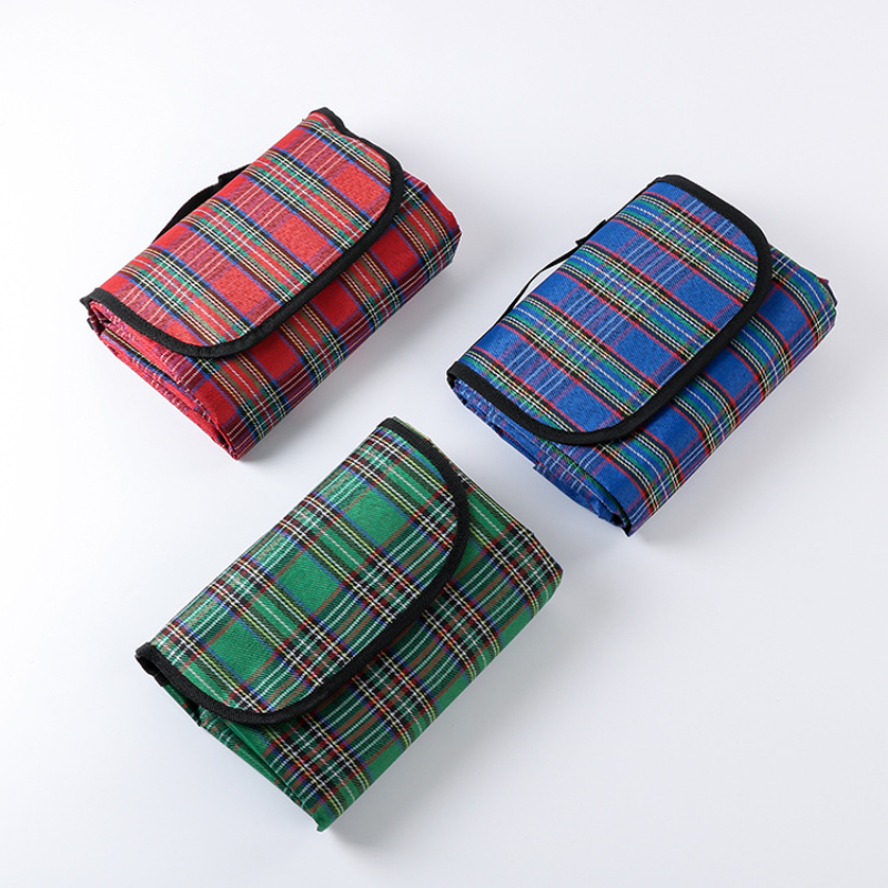 Outdoor Plaid Foldable Picnic Mat Outdoor Plaid Foldable Picnic Mat