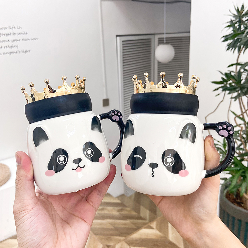 Panda Coffee Mug with Crown Lid Panda Coffee Mug with Crown Lid