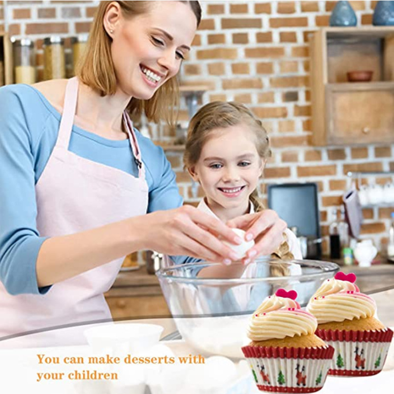 Paper Christmas Cupcake Liners (100pcs) Paper Christmas Cupcake Liners (100pcs)