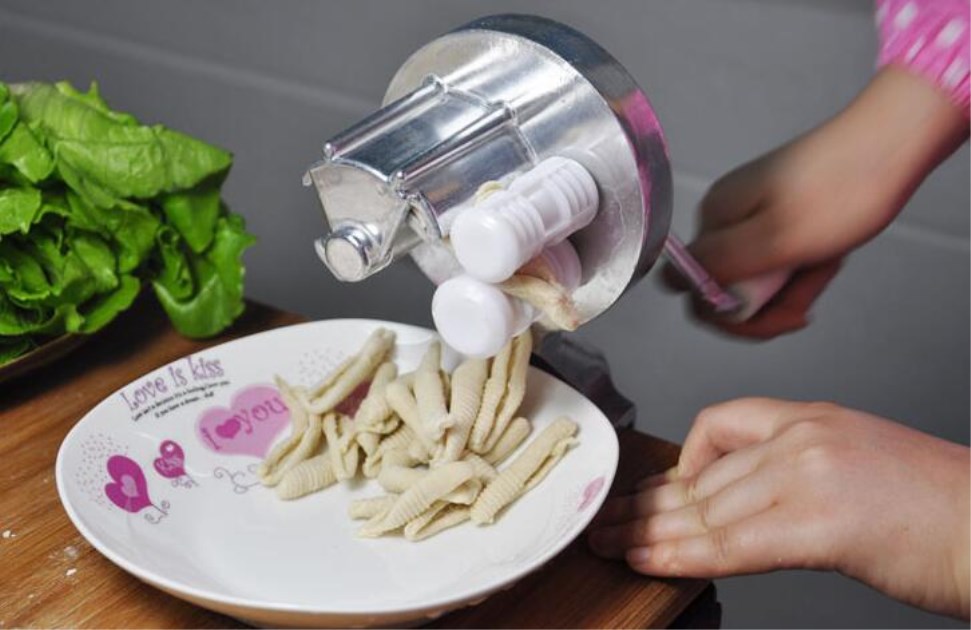 Pasta Noodle Maker Machine Pasta Noodle Maker Machine