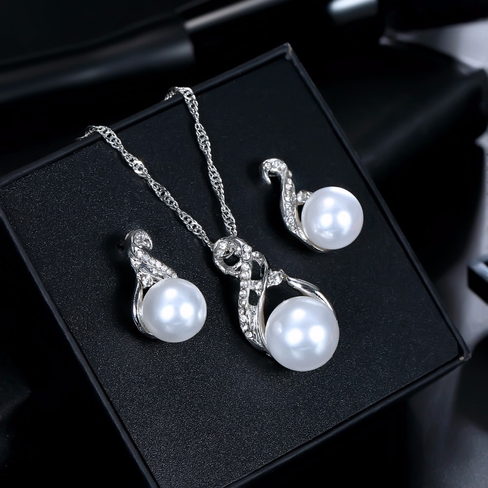 Pearl Necklace and Earring Set Pearl Necklace and Earring Set