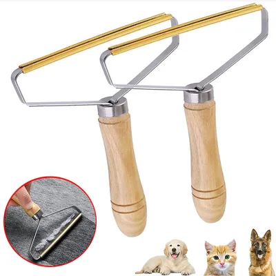 Pet Hair Carpet Scraper with Wooden Handle