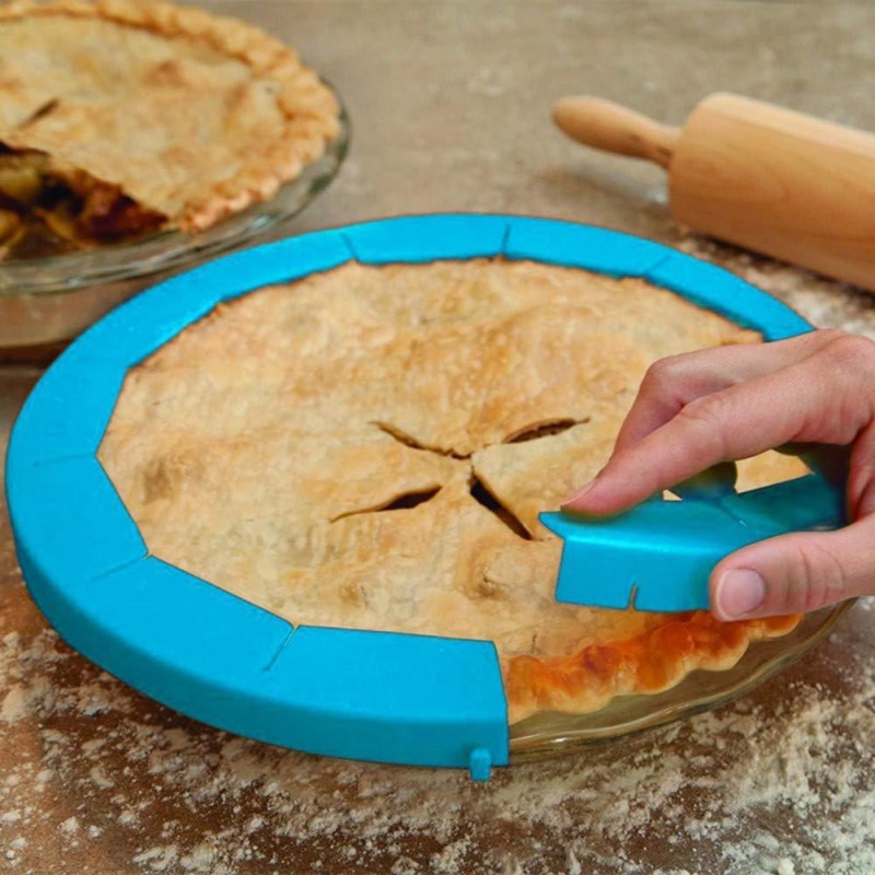 Pie Crust Shield Adjustable Size