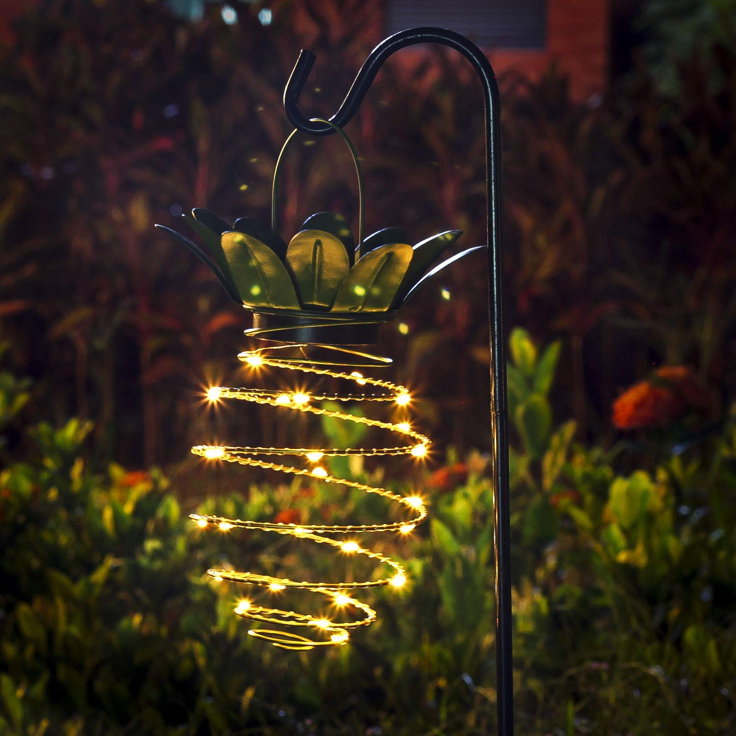 Pineapple Outdoor Light Solar Lamp Pineapple Outdoor Light Solar Lamp