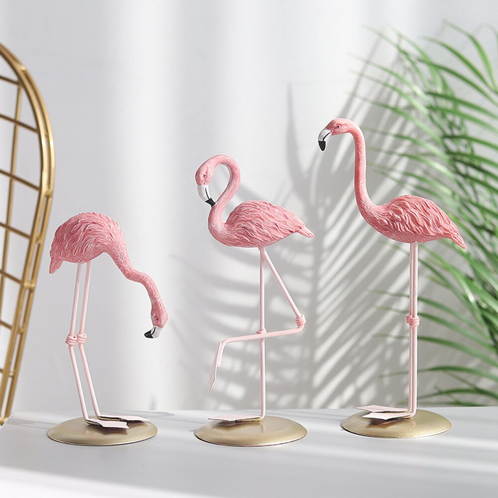 Pink Flamingo Figurine Decoration Pink Flamingo Figurine Decoration