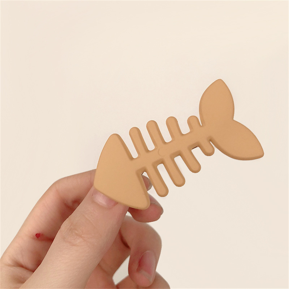 Plain Color Fish Bone Hair Clip Plain Color Fish Bone Hair Clip